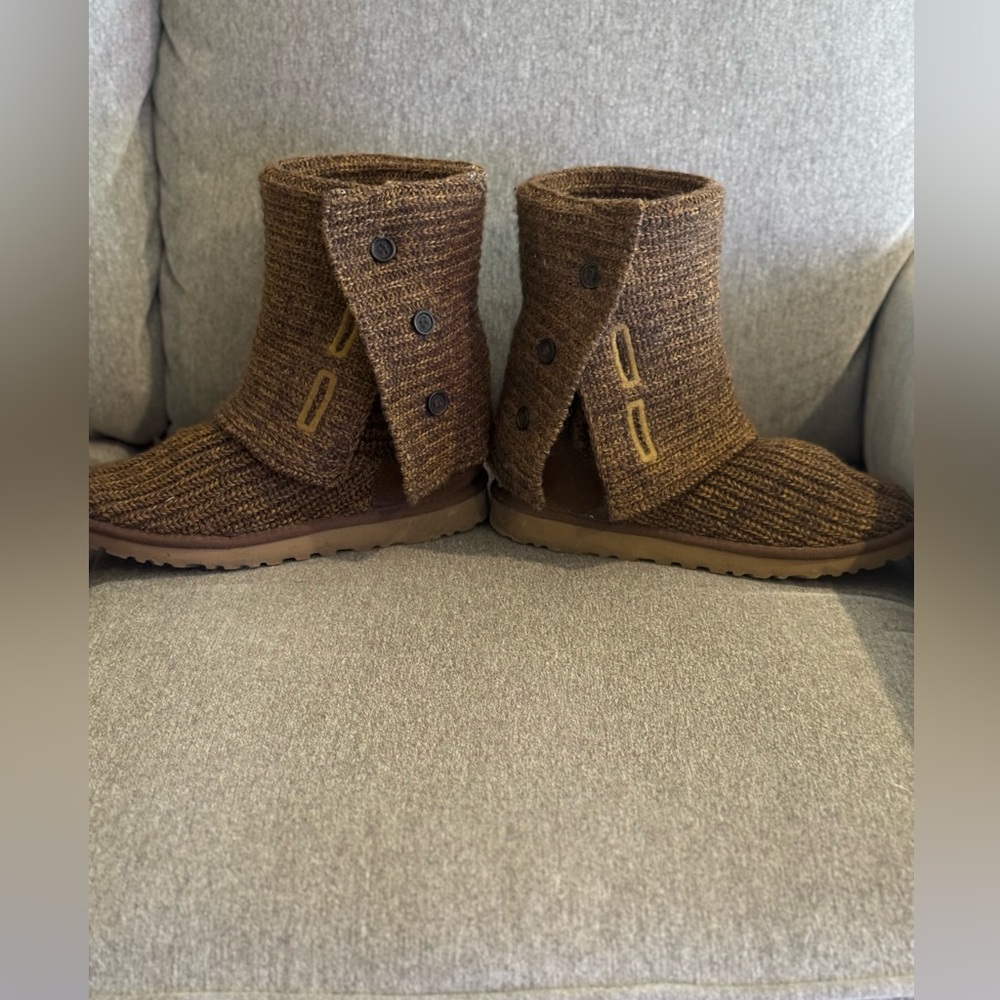 UGG Chocolate Knit Cuff Boots